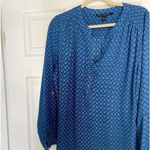 Zac and Rachel blouse